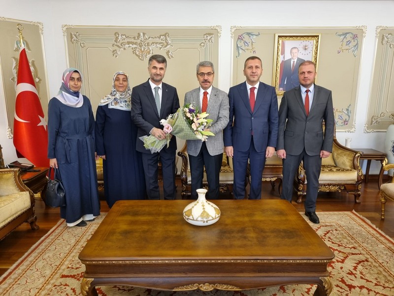 Kaymakamımız Mevlid-i Nebi Haftası Ve Camiler Ve Din Görevlileri Haftası Vesilesiyle İlçe Müftüsü İbrahim Yavuz'u Kabul Etti 