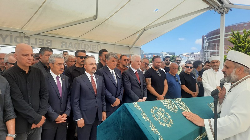 İçişleri Bakan Yardımcımız, İstanbul Valimiz Ve Kaymakamımız, Vefat Eden hemşehrilerimiz'in Cenaze Namazlarına Katıldı